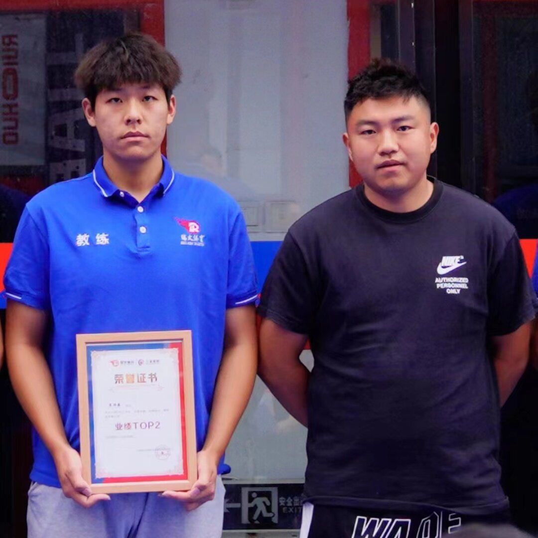 瑞火人物 | 明星教练袁鸿基：斜杠青年拥有超能力