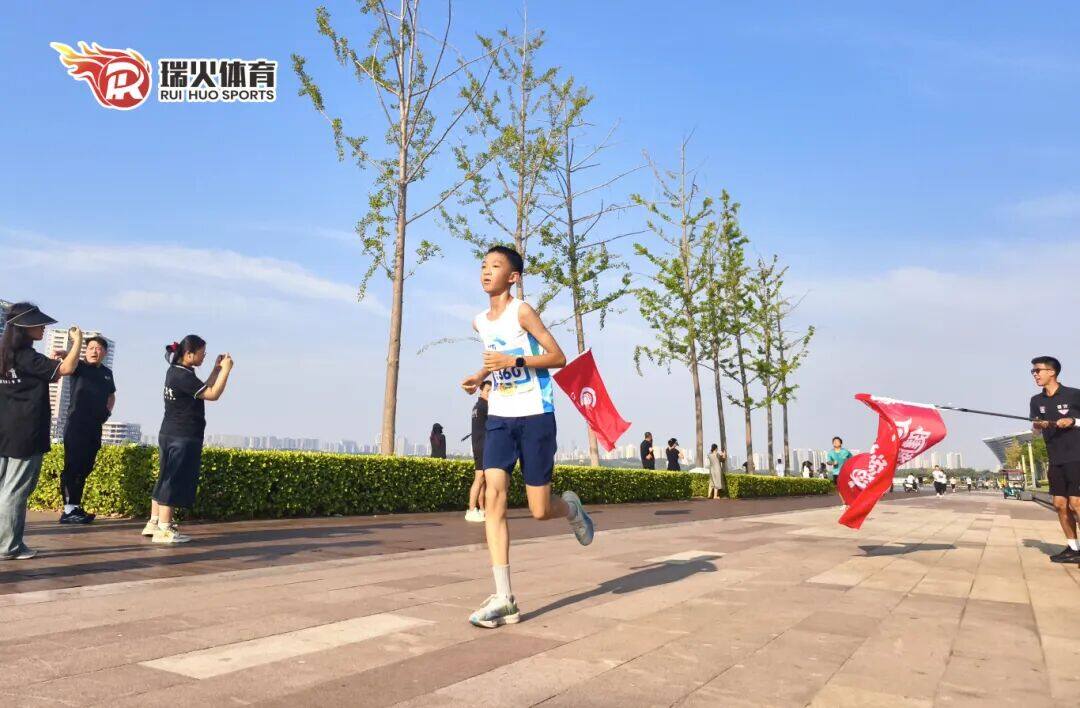 燃动盛夏· 逐梦奔跑——暨2025瑞火体育青少年素质拓展5KM亲子健康跑活动 燃动盛夏· 逐梦奔跑——暨2025瑞火体育青少年素质拓展5KM亲子健康跑活动