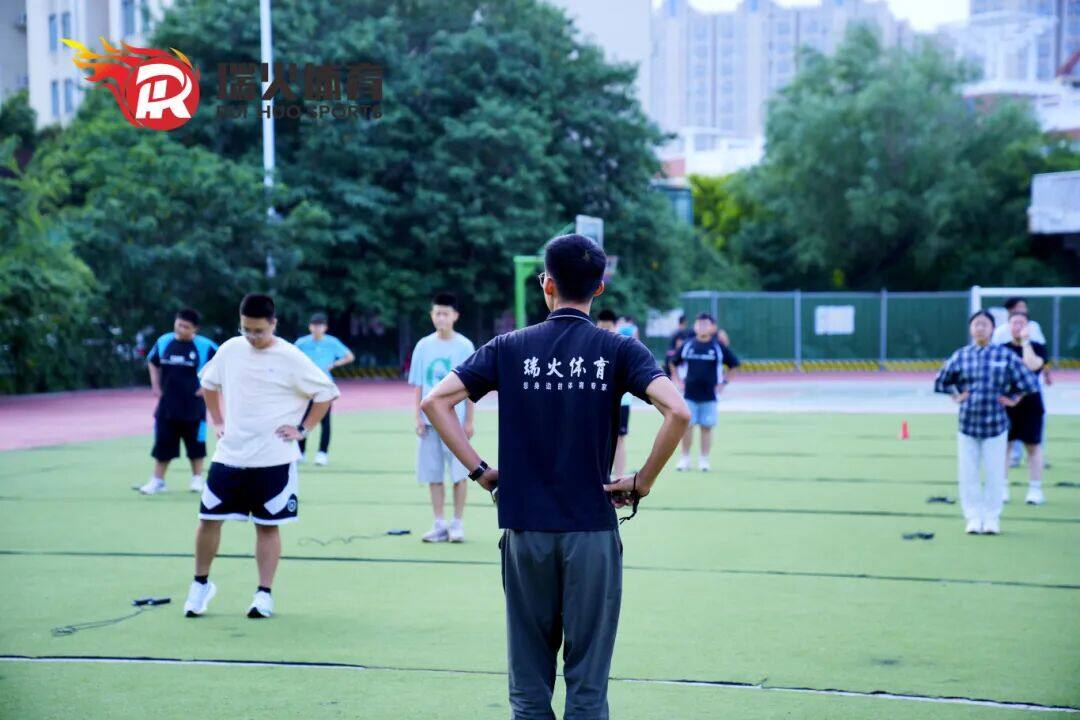 瑞火人物 | 中考金牌教练逯树琪：用专业实力打造核心教学，这位瑞火教练究竟有多“硬核”