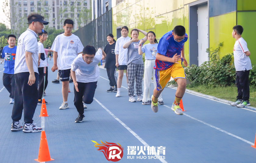【喜报】恭喜『瑞火体育』郑州中学、公园茂校区学员『杰铭、慕凡、玮宸』被西交大本硕连读少年班录取!