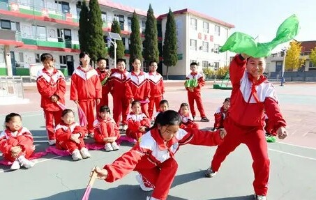 人民日报评论：不该消失的课间10分钟