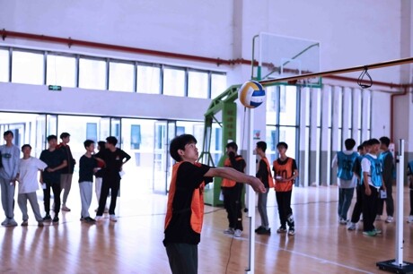 今年多地体育中考难度降低，“应试化”倾向未来能得到遏制吗？