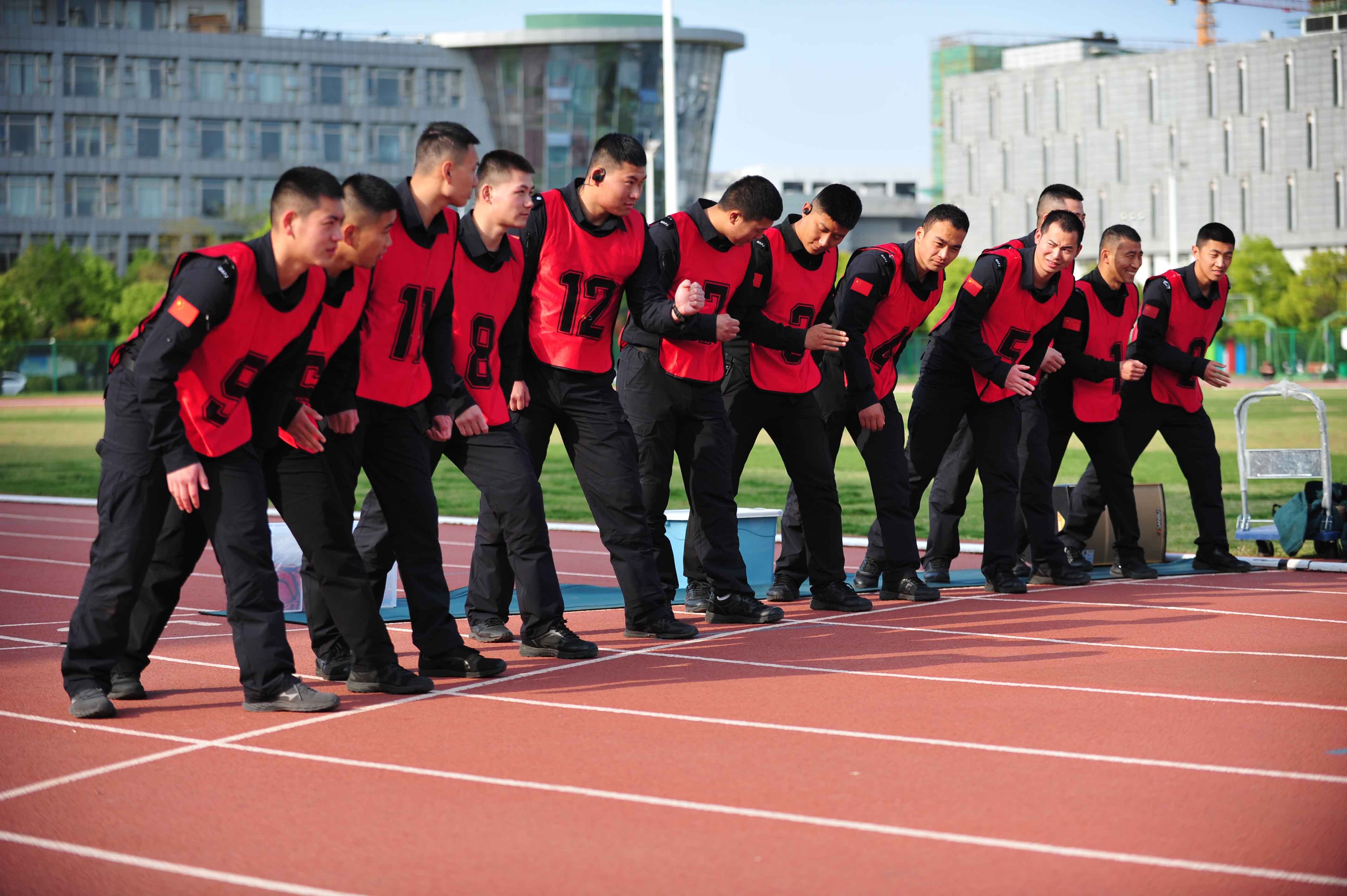 加盟商动态｜当瑞火红遇见特战蓝 瑞火体育江苏滨海校区助力滨海县公安局巡特警大队正红特战队体能考核